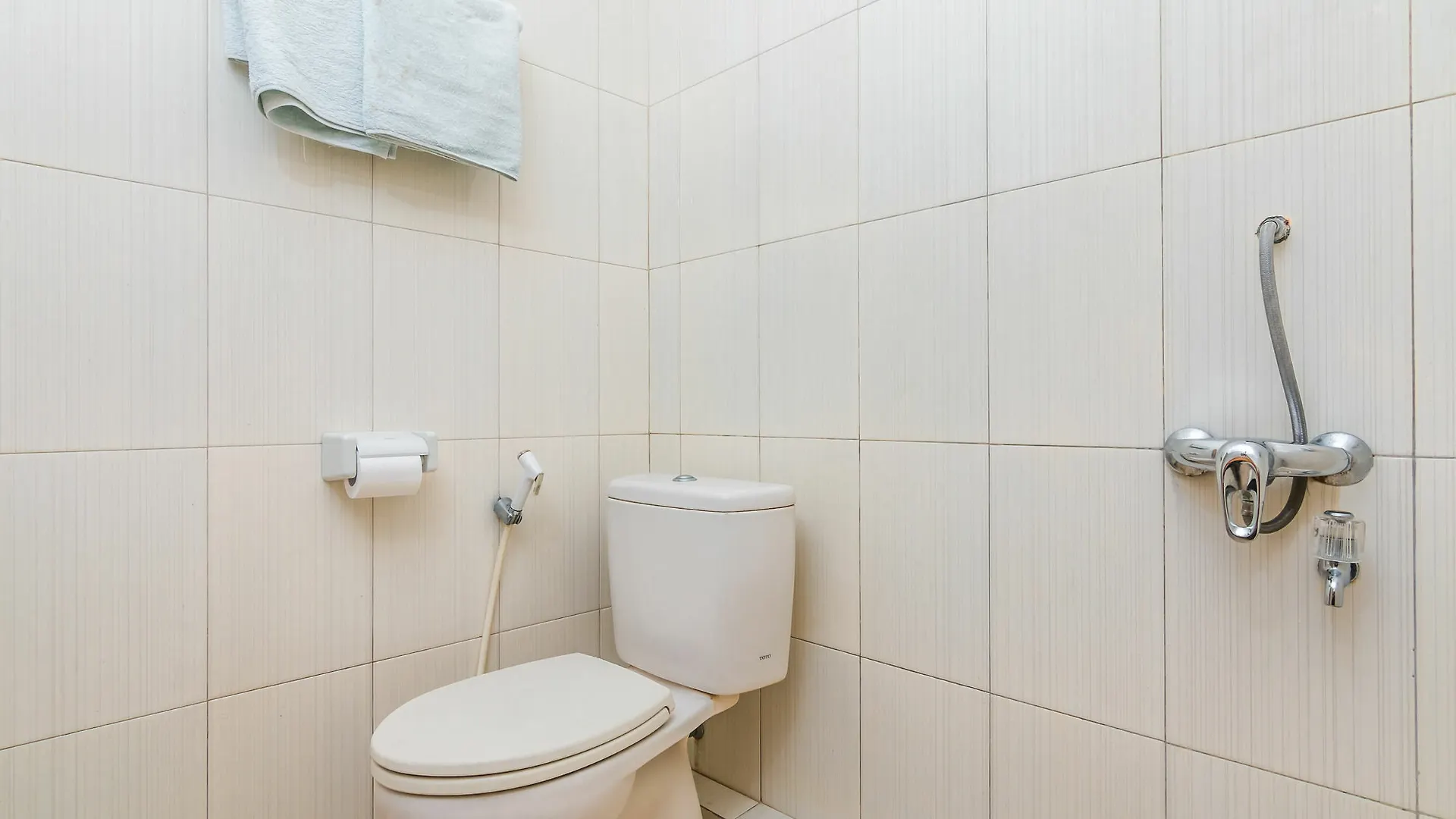 ** Guest house Zen Rooms Basic Kuta Kubu Anyar Indonesia